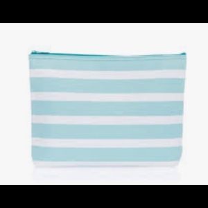Thirty One Zipper Pouch